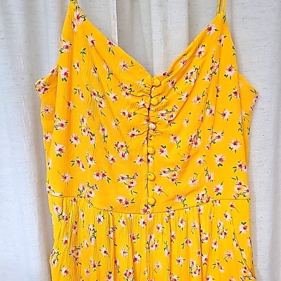 Yellow mini romper, medium or small fit - Picture 2 of 7